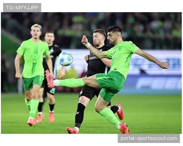 沃尔夫斯堡2-2战平奥格斯堡，主队两度领先两度被追平